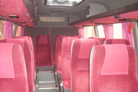 Mikroautobusa noma 15, 17 sēdvietas